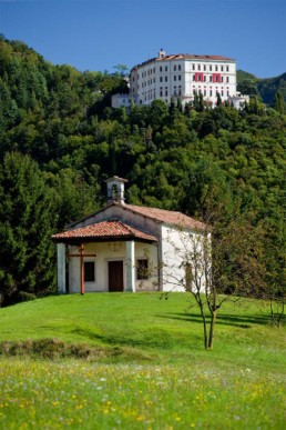 cison di valmarino chiesetta e castelbrando